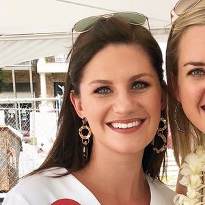 Meet your Posher, Molly